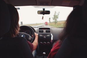 9 Defensive Driving Tips for First-Time Drivers