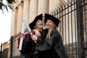 Best UK Scholarships for International Students in 2024!