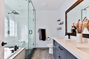 Space-Savvy Bathroom Remodeling Tips