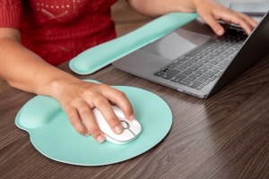 Gaming Mouse Pad: Hard vs Soft – Which One is Right for You?